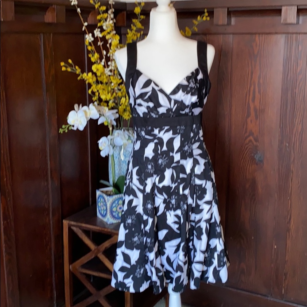 White House Black Market Dress